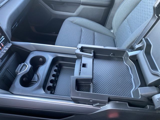 2026 Ram 1500 Big Horn/Lone Star - Diamond Black Crystal Pearlcoat exterior view 20