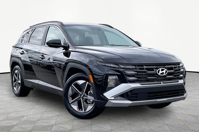 Phantom Black 2026 Hyundai Tucson SUV / Crossover Front-Wheel Drive 8-Speed Automatic