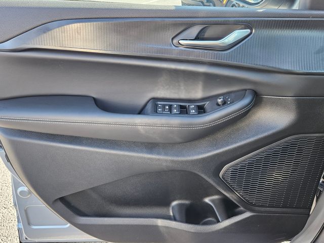 2025 Jeep Grand Cherokee L Laredo X 4x4