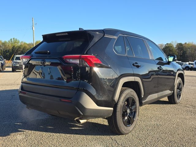 2023 Toyota RAV4 XLE:B02179