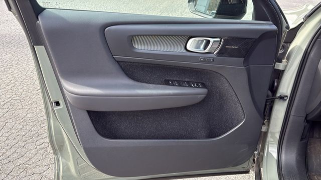 used 2021 Volvo XC40 Recharge Pure Electric car, priced at $22,700