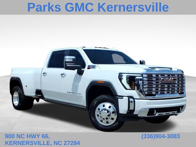 Summit White 2025 GMC Sierra 3500HD Denali Crew Cab 4WD Pickup Truck Four-Wheel Drive Automatic