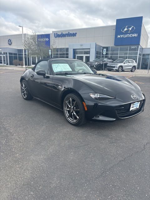 Black 2016 Mazda MX-5 Miata Grand Touring Convertible Convertible Rear-Wheel Drive 6-Speed Automatic