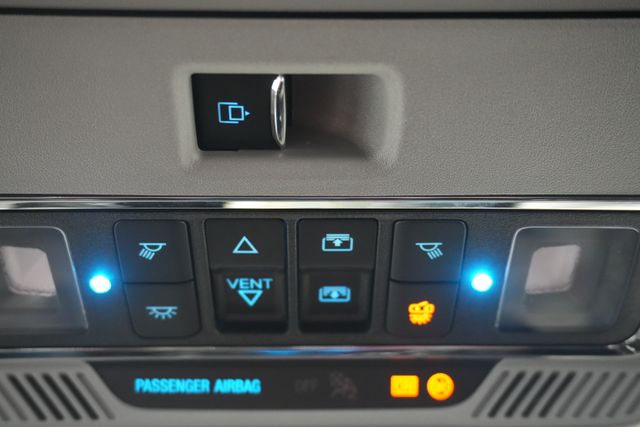 Used 2023 Black Ford Lariat image 22