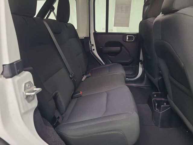 2021 – Jeep – Wrangler