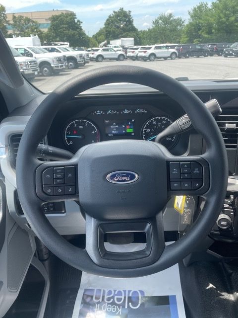 2025 Ford F-550 Super Duty 