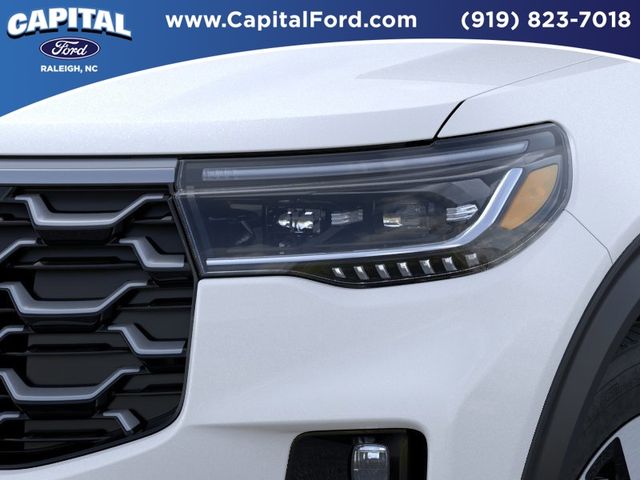 New 2026 Star White Metallic Tri-Coat Ford Platinum™ image 18