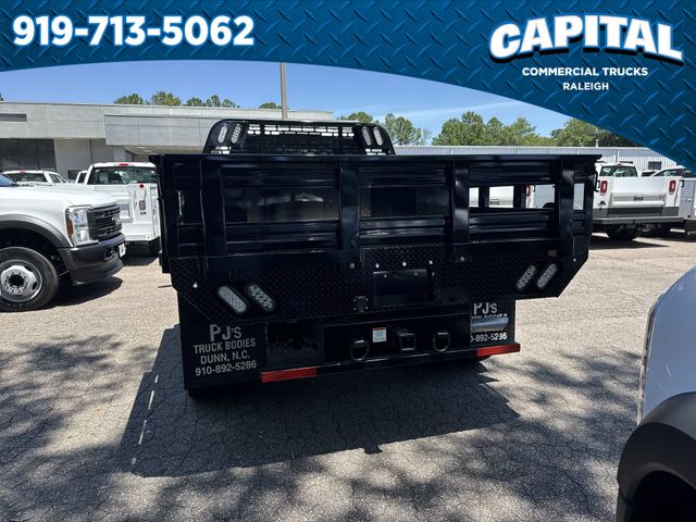 New 2025 Oxford White Ford F-450® XL image 7