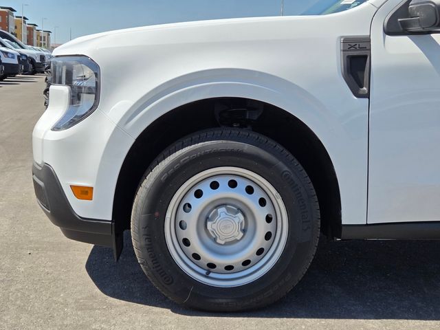 New 2026 Ford Maverick XL 4D Crew Cab