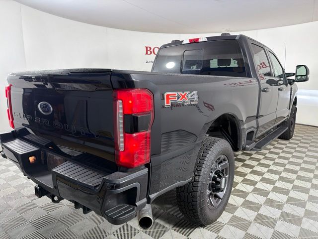 2024 Black Metallic Ford Super Duty F-250 SRW Lariat 4X4 Truck