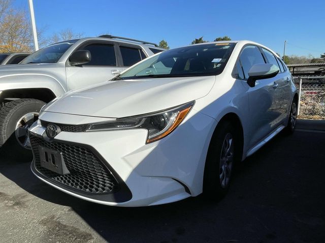 2022 Toyota Corolla LE 5