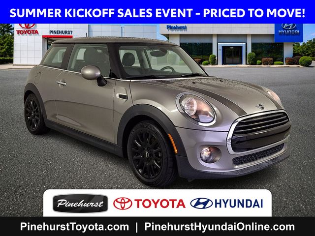 2019 MINI Hardtop's photo