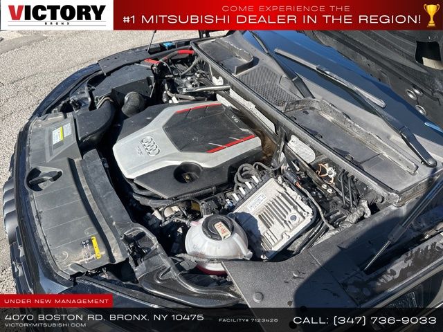 2021 Audi SQ5 Prestige photo