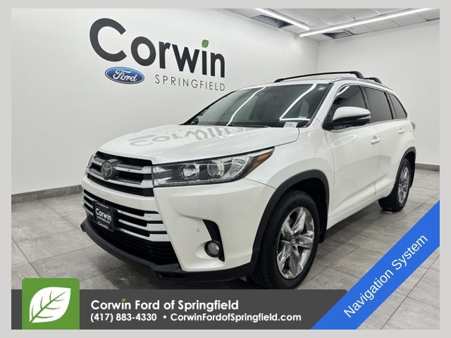 White 2018 Toyota Highlander Limited Platinum AWD SUV / Crossover All-Wheel Drive 8-Speed Automatic