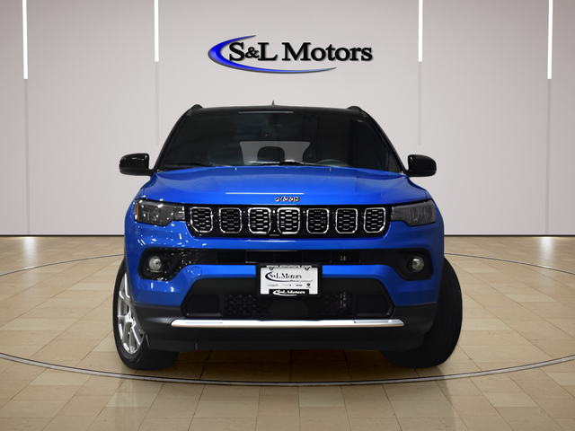 View vehicle photo 2
