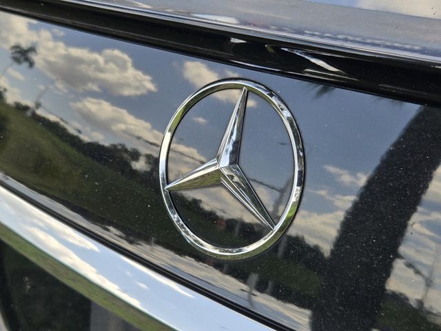 2019 Mercedes-Benz S-class - $29,904