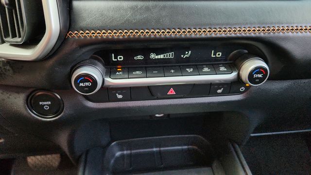 2025 Mazda CX-50 Hybrid