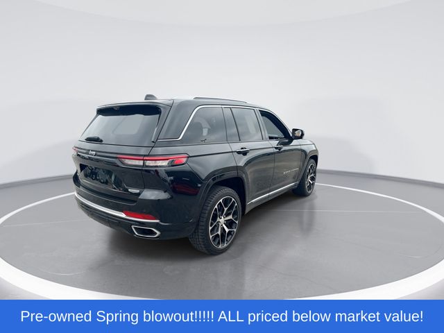 Used 2022 Diamond Black Jeep Summit Reserve image 8