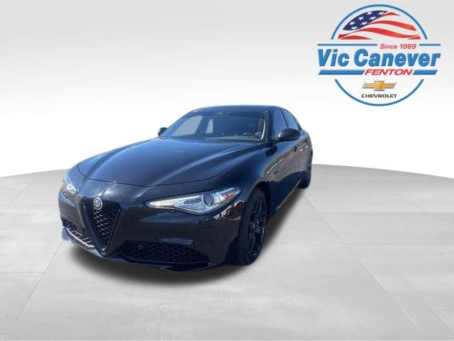 Alfa Black 2021 Alfa Romeo Giulia Sprint AWD Sedan All-Wheel Drive 8-Speed Automatic