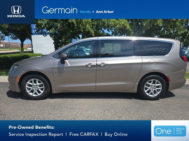 Used 2017 Molten Silver Chrysler Touring image 2