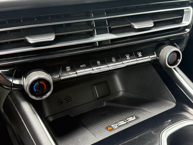 used 2026 Chevrolet Traverse car, priced at $43,051