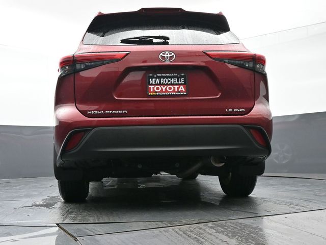 2021 Toyota Highlander LE 32