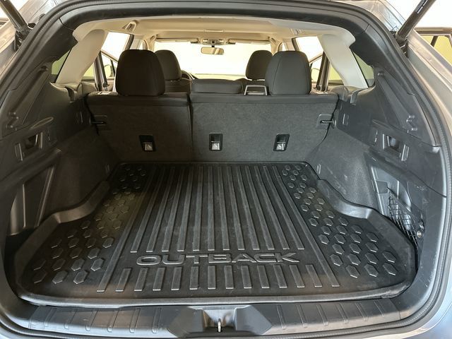 2024 Subaru Outback Premium Silver at Honda North
