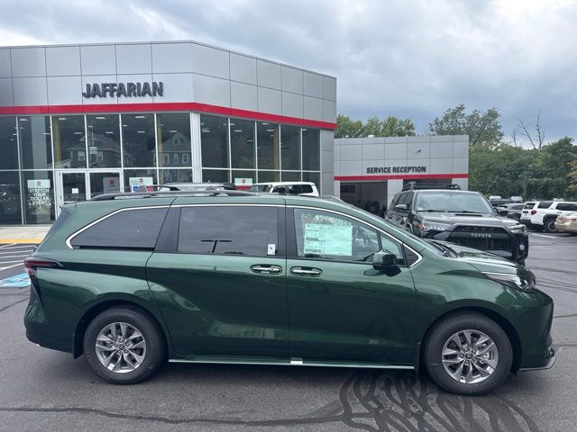New 2026 Toyota Sienna Van