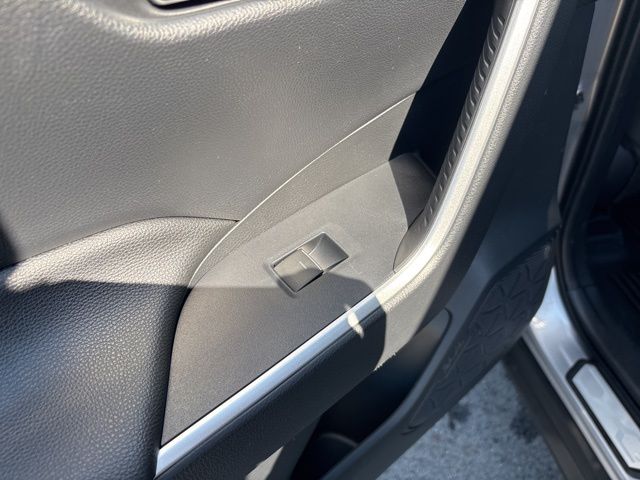 used 2022 Toyota RAV4 Hybrid car, priced at $27,989