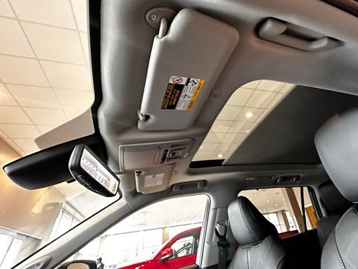 new 2026 Toyota Highlander Hybrid car