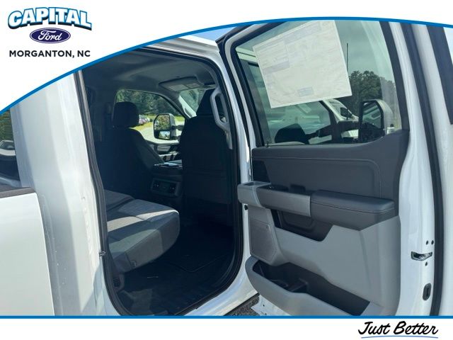 New 2026 White Ford XLT image 14