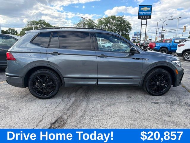 Platinum Gray Metallic 2022 Volkswagen Tiguan SUV / Crossover All-Wheel Drive 8-Speed Automatic