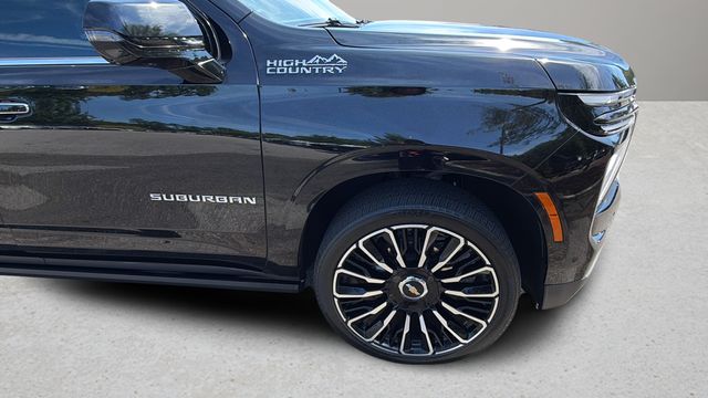 Used 2025 Black Chevrolet High Country image 47