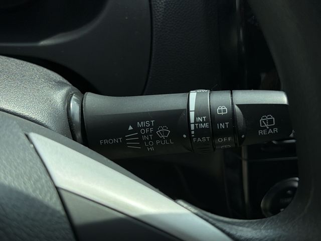 Used 2024  Mitsubishi ES image 28