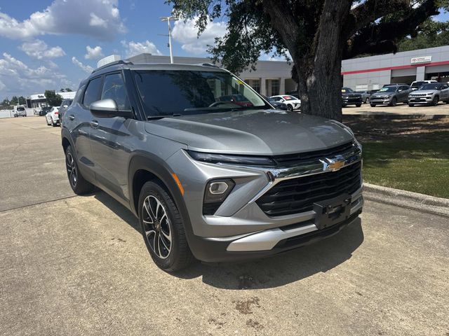 Sterling Gray Metallic 2025 Chevrolet Trailblazer SUV / Crossover Front-Wheel Drive Continuously Variable Transmission