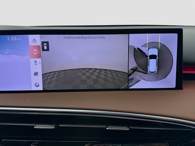 Thumbnail: 2026 Genesis GV70 - 13