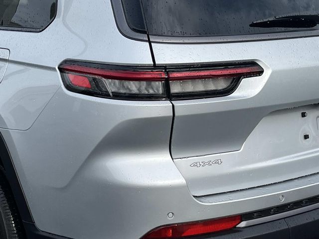 New 2026 Silver Jeep Limited image 5