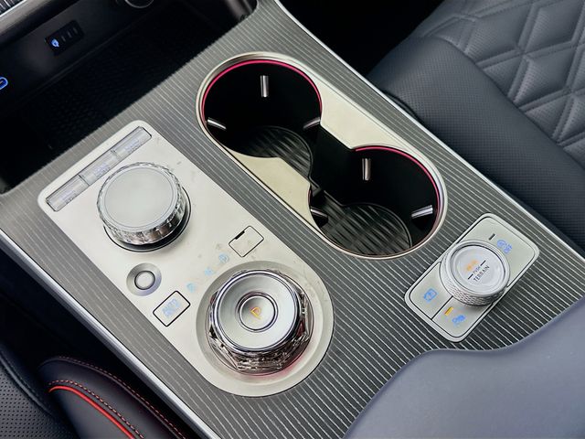 Thumbnail: 2026 Genesis GV80 - 15