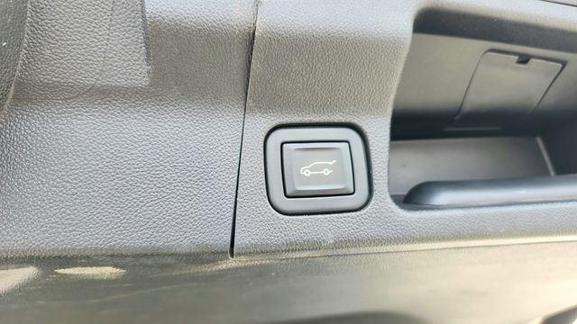 2023 GMC Acadia SLT - Photo 39