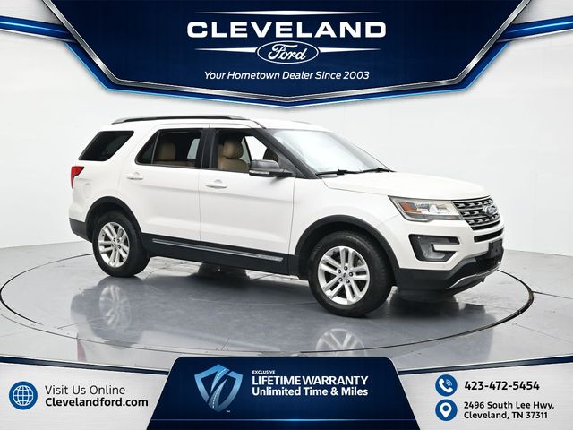 White Platinum Clearcoat Metallic 2017 Ford Explorer SUV / Crossover Front-Wheel Drive 6-Speed Automatic