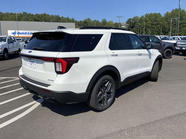 2025 Ford Explorer ST-Line 3