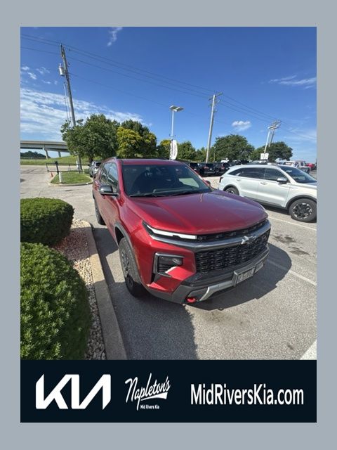 Radiant Red Tintcoat 2024 Chevrolet Traverse Z71 AWD SUV / Crossover Four-Wheel Drive 8-Speed Automatic