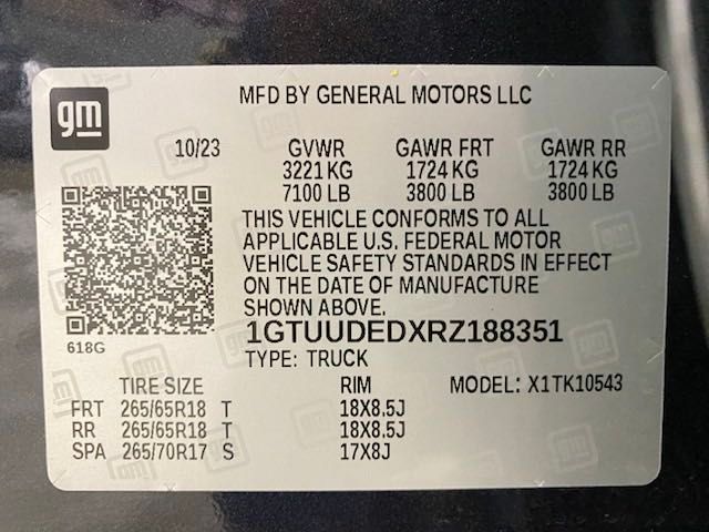 2024 GMC Sierra 1500 SLT photo