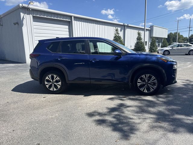 Used 2022 Blue Nissan SV image 4
