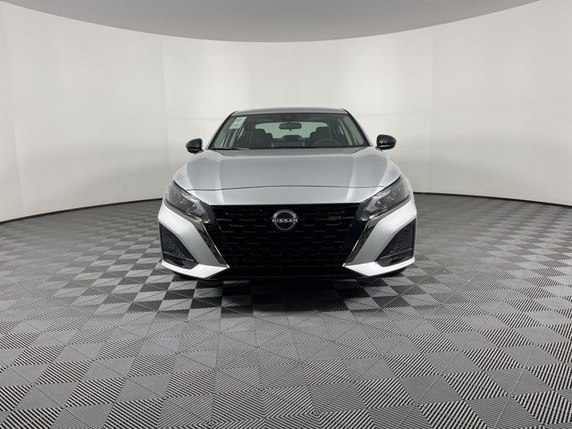 2024 Nissan Altima 2.5 SR 3