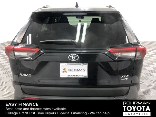 2019 Toyota RAV4 XLE 5