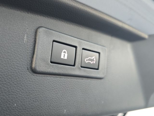 2024 Subaru Outback Touring:B02085