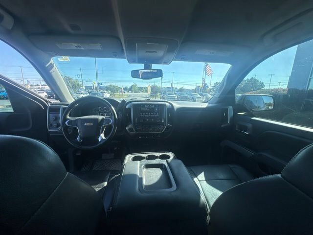 Used 2017 Black Chevrolet LT image 17