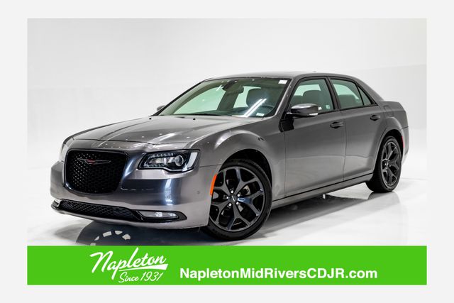 2023 Chrysler 300 S V6 RWD