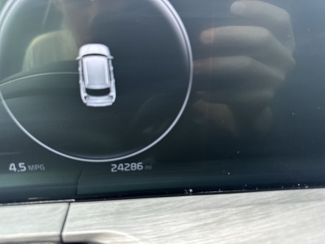 Used 2024 White Kia SX X-Line image 16